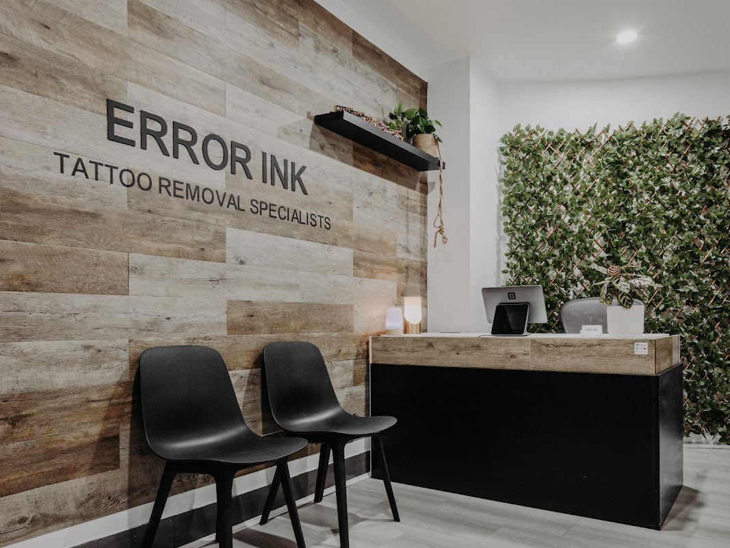 Full Circle Tattoo Removal Specialists (Formerly Error Ink) — laser tattoo removal clinic in Surry Hills