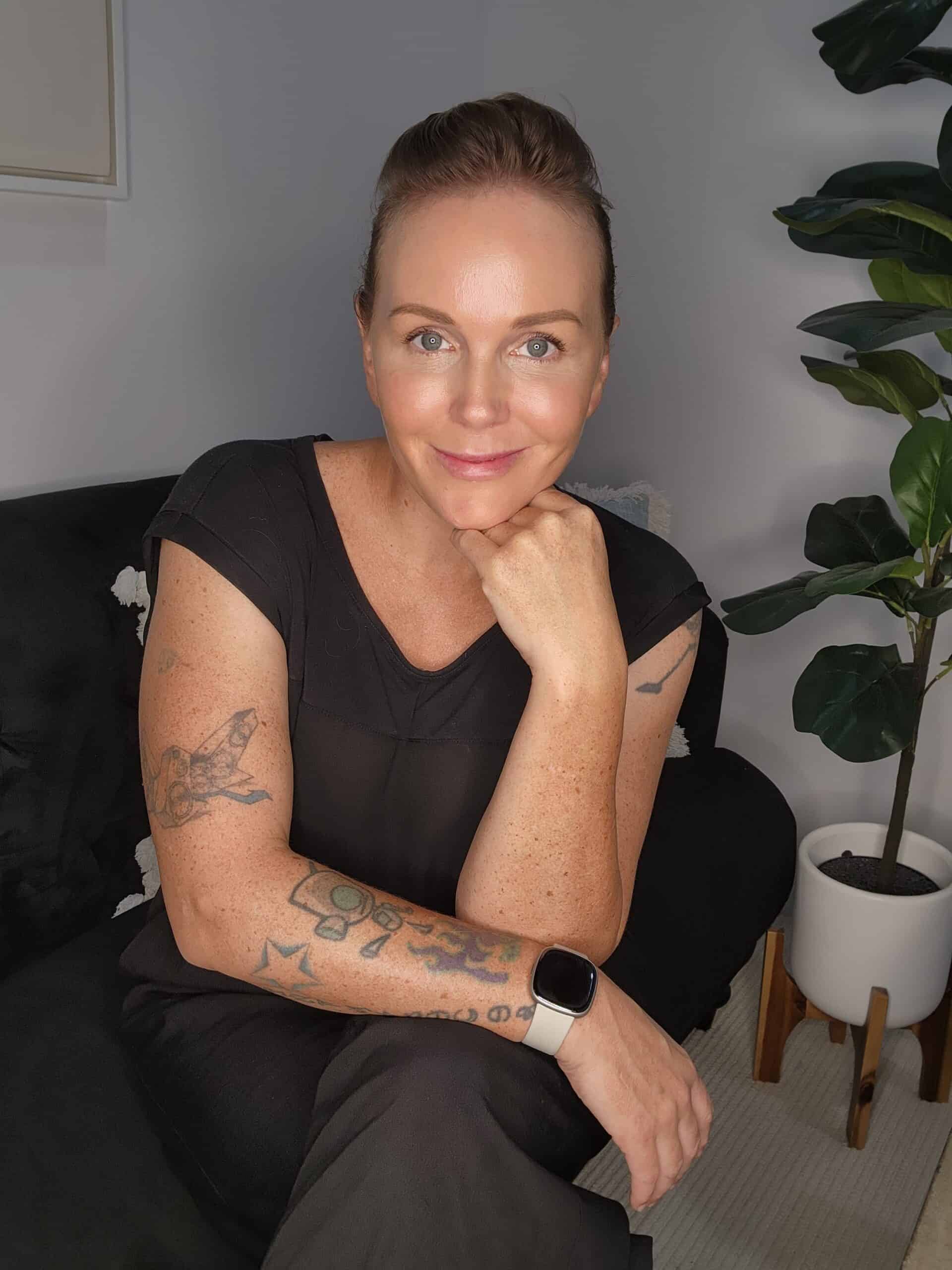 M'Ink Cosmetic Tattooing β laser tattoo removal clinic in Earlville