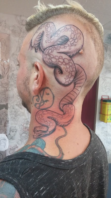 Tora Tattoo & TD Laser Clinic — laser tattoo removal clinic in Waterloo