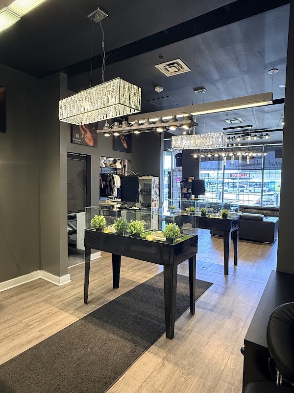 XS Tattoos & Piercings Pointe-Claire — laser tattoo removal clinic in Pointe-Claire