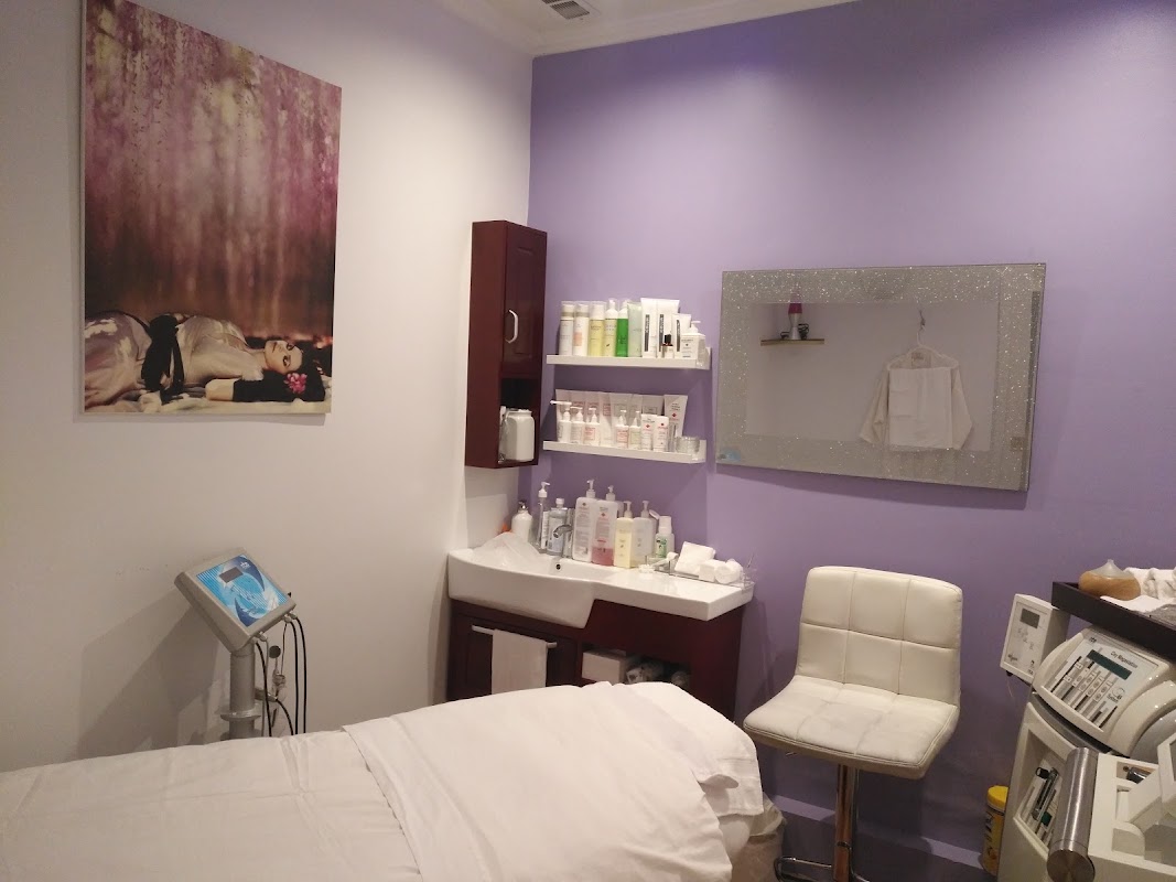 BeautyWorks Cellulite Solutions & Anti Aging Laser Clinic — laser tattoo removal clinic in Vancouver