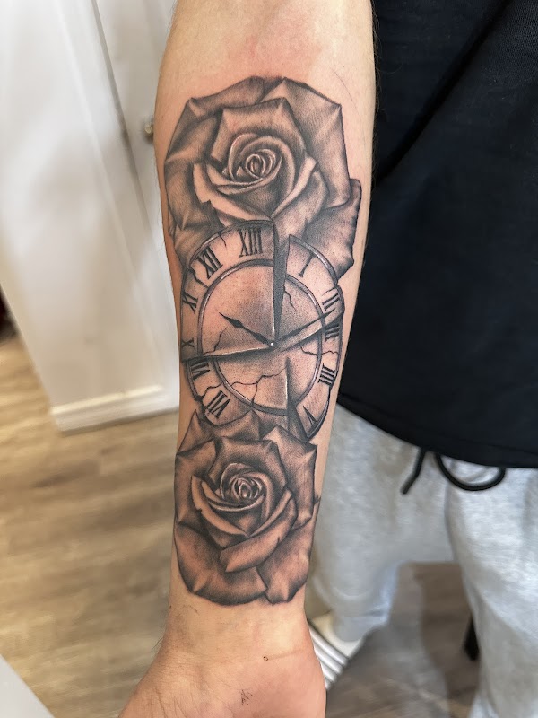 Cube Studio Tattoo Inc — laser tattoo removal clinic in Cambridge