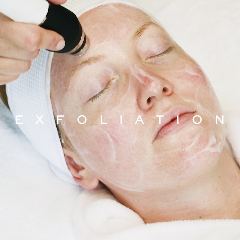 Ari Skin Studio — laser tattoo removal clinic in Saint-Lambert
