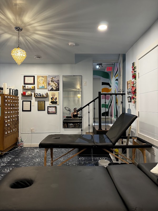 Ink Den — laser tattoo removal clinic in Waterloo