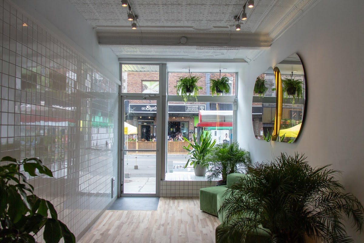 Détatouage SKN — laser tattoo removal clinic in Montreal