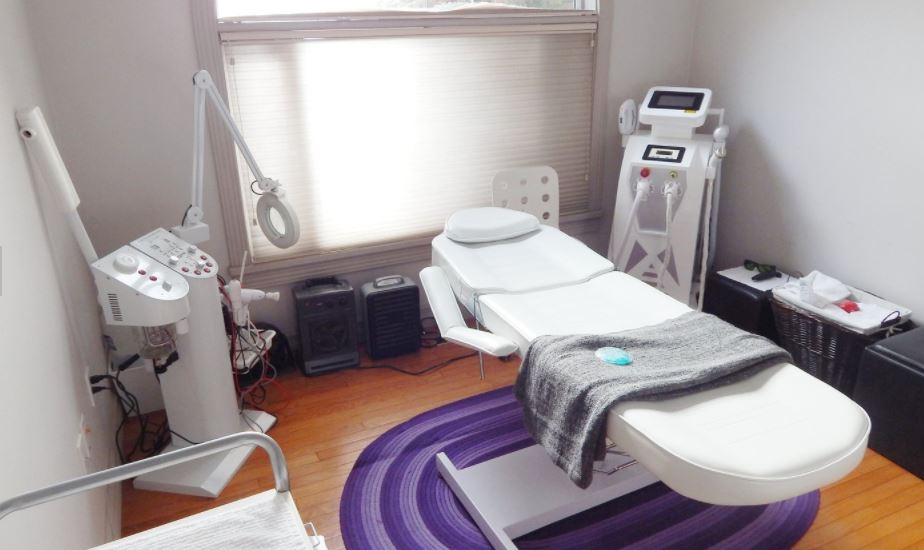 BARE|bold — laser tattoo removal clinic in Sherwood Park