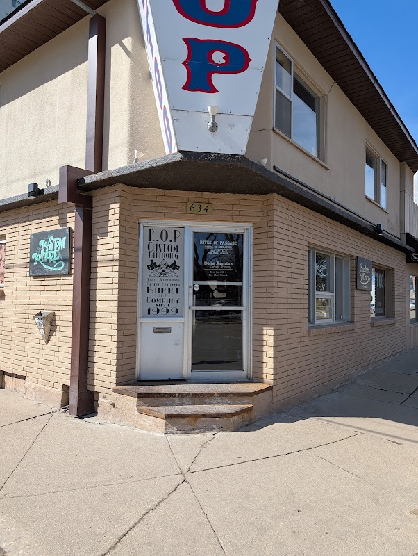 Solis Invictus Piercing — laser tattoo removal clinic in Saskatoon