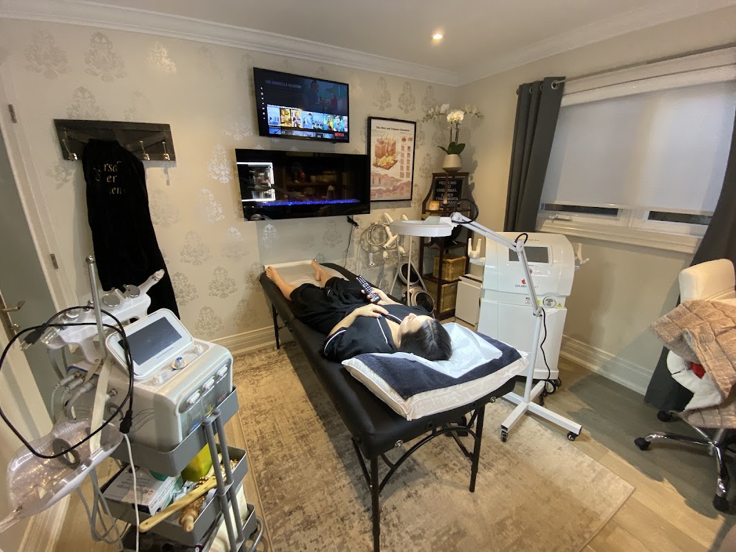 Universal Laser Treatments Inc — laser tattoo removal clinic in Vaughan