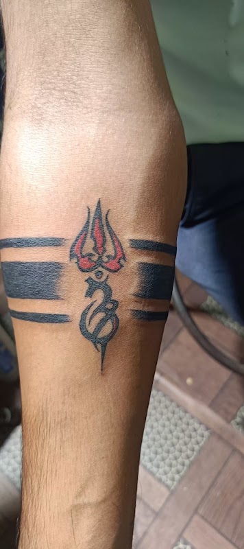 The tattoo hub - piercing shop/best tattoo artist / best tattoo shop/tattoo shop in Kanpur — laser tattoo removal clinic in Kanpur