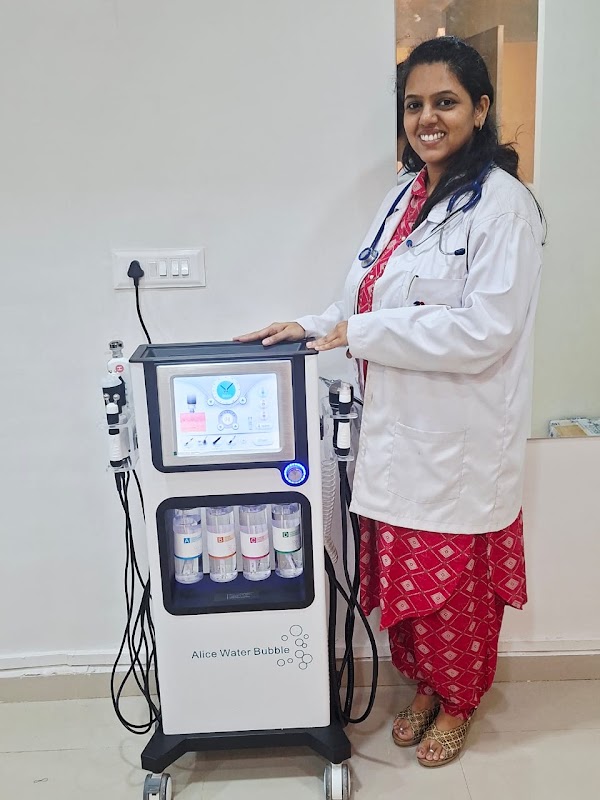 Dr Aditis Skin glo aesthetic clinic | Skin Hair Glow Laser Clinic — laser tattoo removal clinic in Nashik