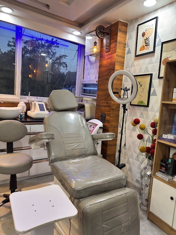 SkinSense Aesthetic and Laser Clinic — laser tattoo removal clinic in New Delhi