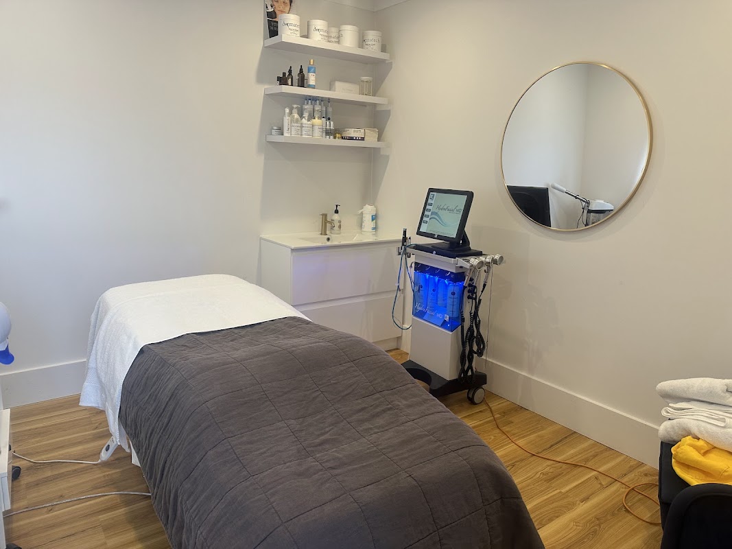 Transform Clinic Merivale β laser tattoo removal clinic in Merivale