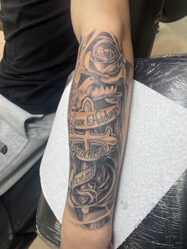 Red Crow Tattoo — laser tattoo removal clinic in Plymouth