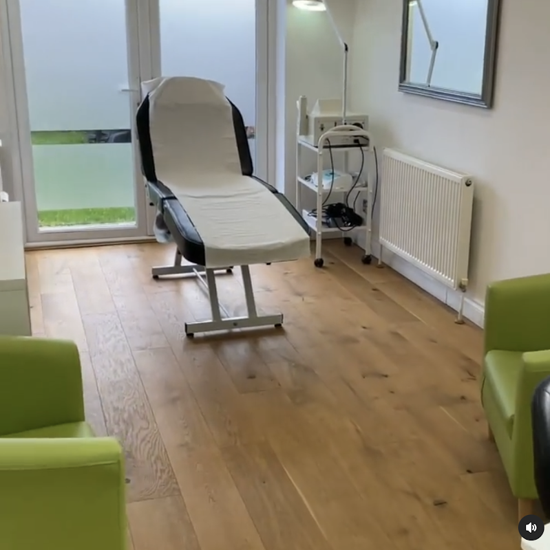 Kerry Tustin Beauty - Permanent Makeup Specialist — laser tattoo removal clinic in Reading