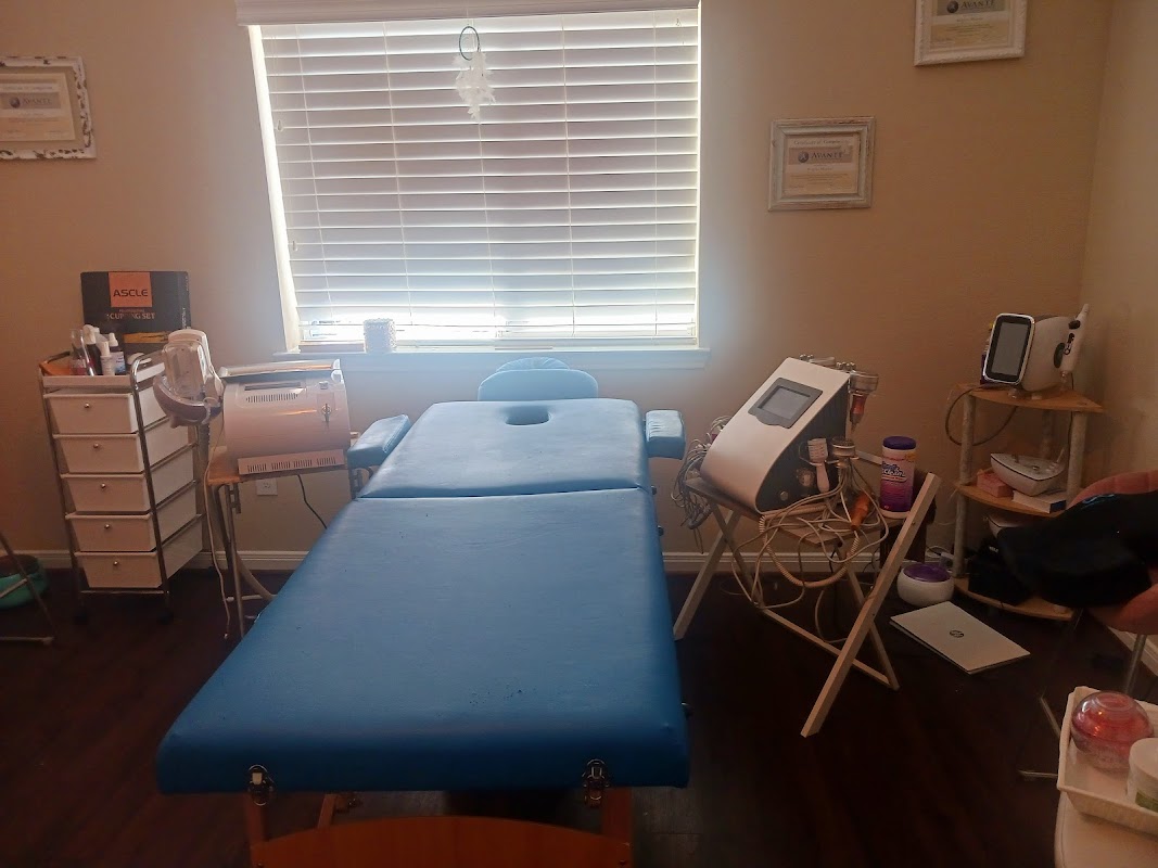 Lyra laser cosmic spa — laser tattoo removal clinic in Houston