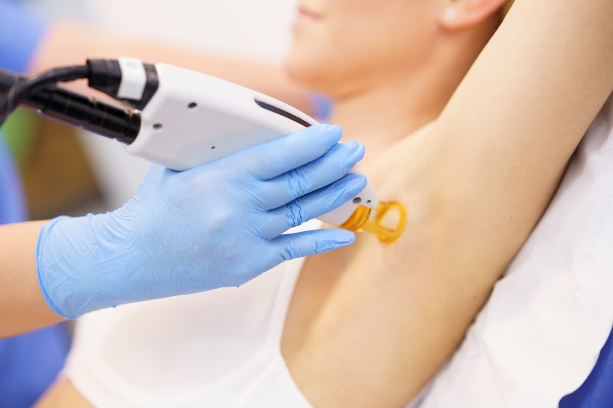 Oak Brook Laser Center — laser tattoo removal clinic in Oak Brook