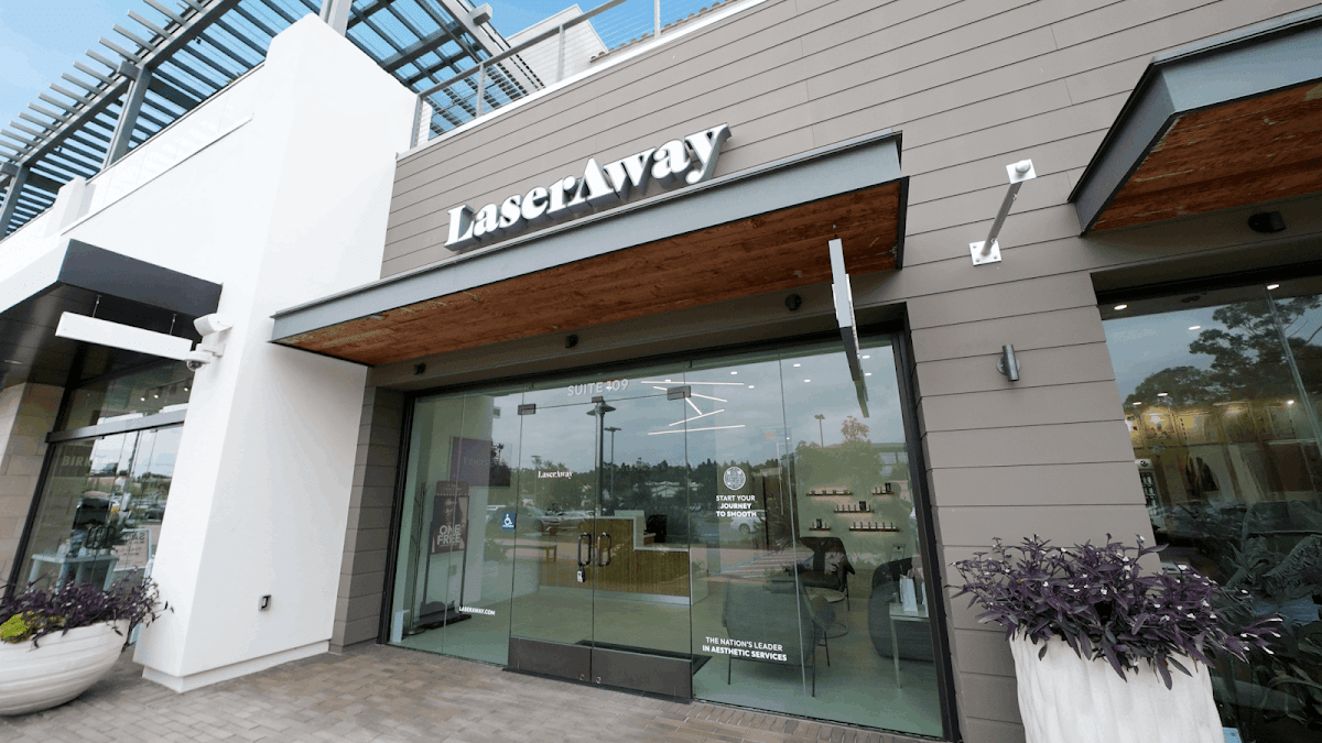 LaserAway Del Mar — laser tattoo removal clinic in San Diego