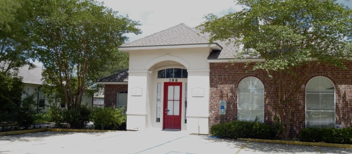 LaPlace Dermatology Clinic β laser tattoo removal clinic in Laplace