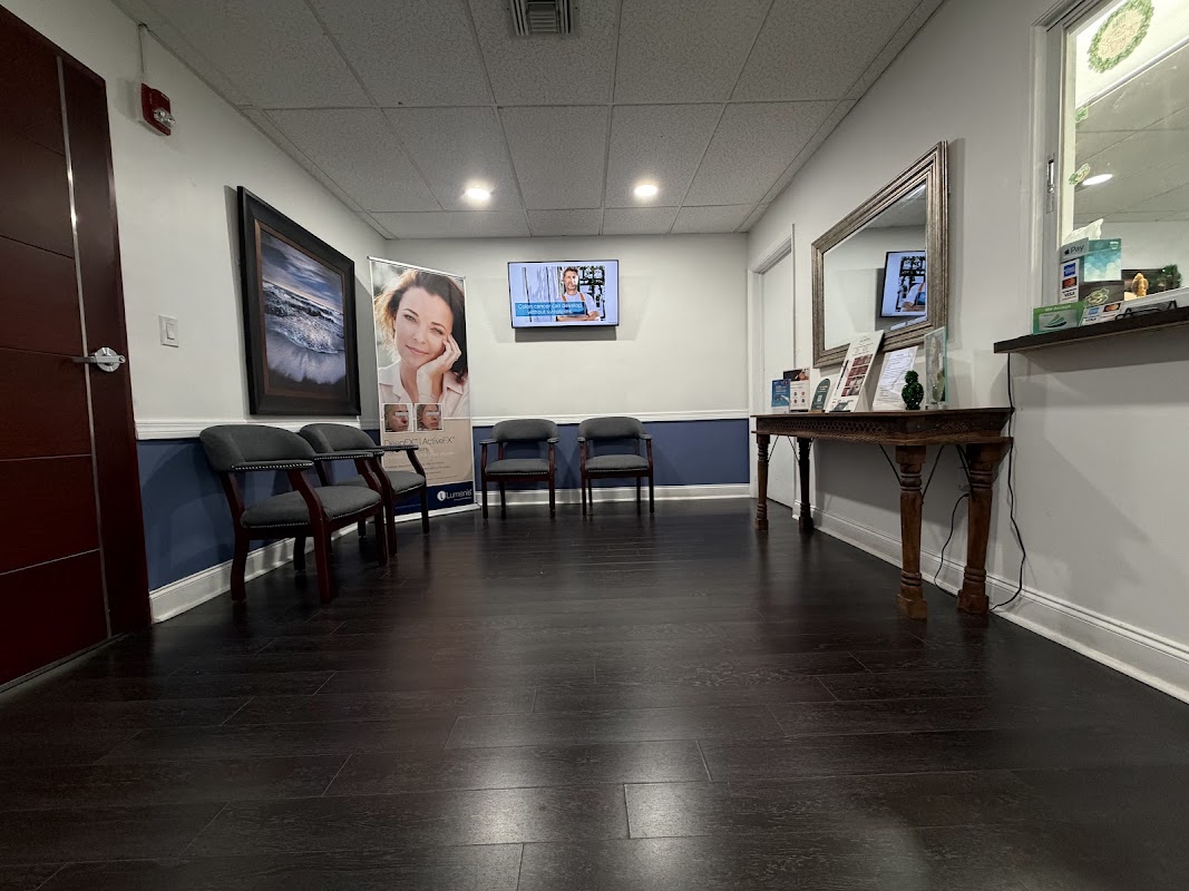 Javier Alonso, MD Dermatology β laser tattoo removal clinic in Coral Gables