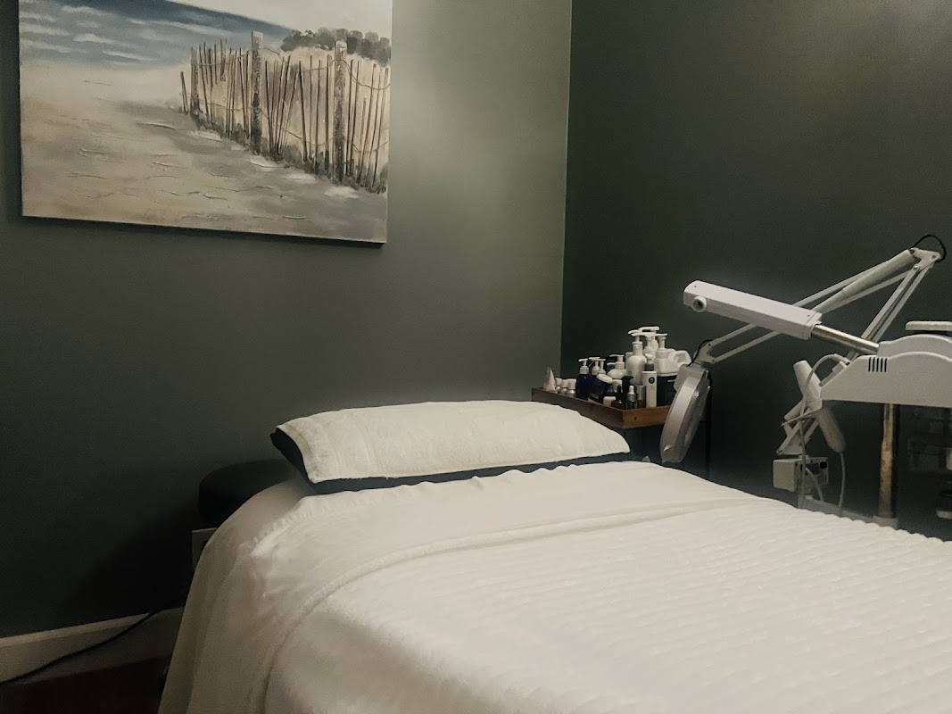 Rejuvenating Skin Care Medical Aesthetics β laser tattoo removal clinic in Montebello