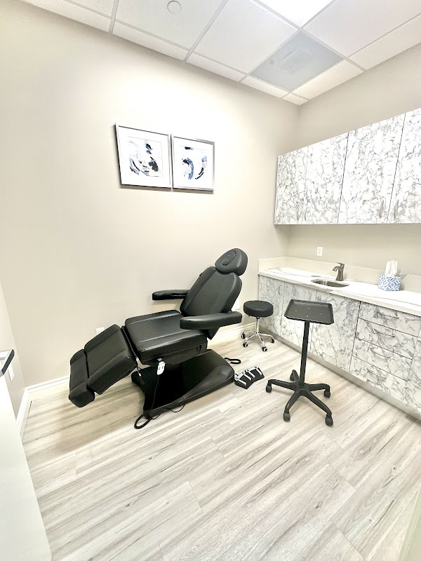 Midwest Dermatology — laser tattoo removal clinic in Papillion
