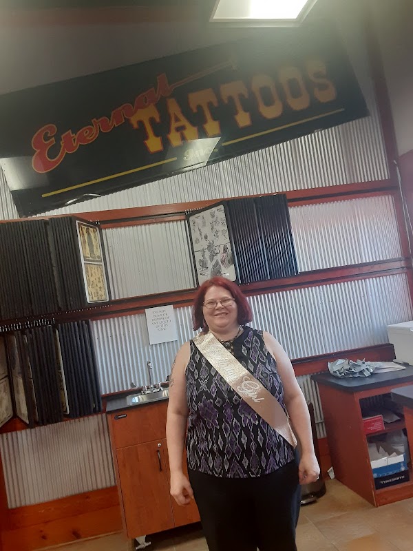 Eternal Tattoos Livonia — laser tattoo removal clinic in Livonia