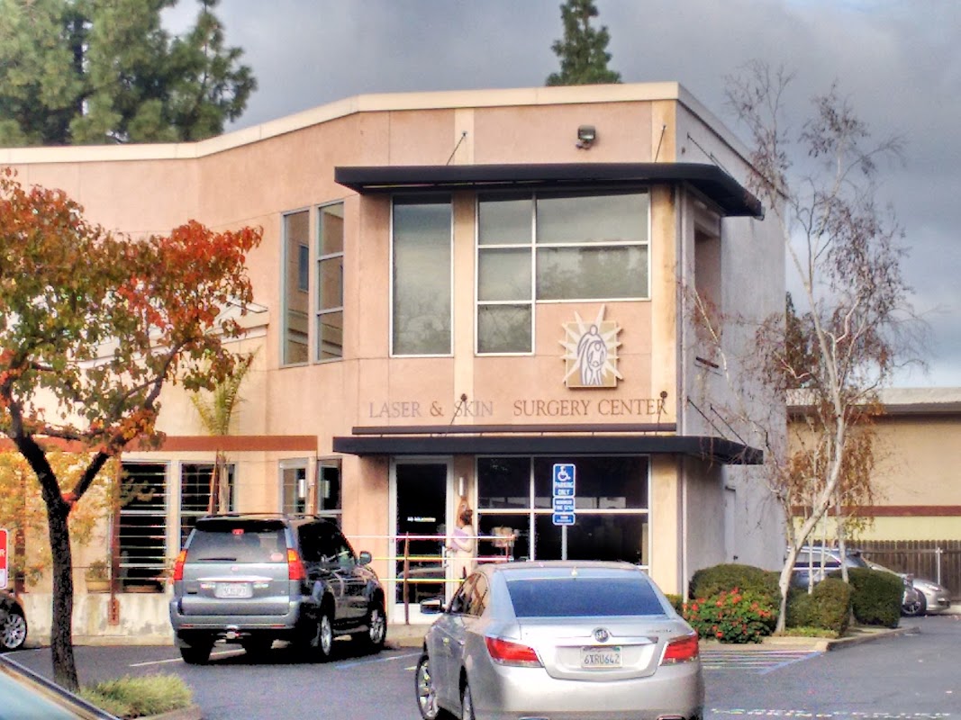 Kilmer Suzanne L MD β laser tattoo removal clinic in Sacramento