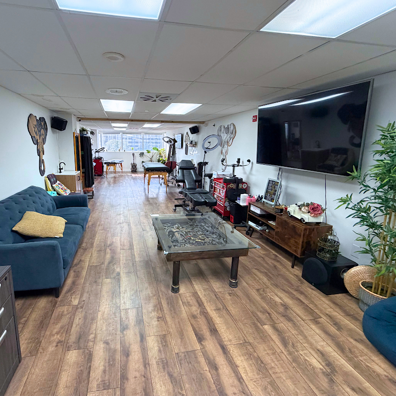 Altar Tattoo Studio โ laser tattoo removal clinic in Miami