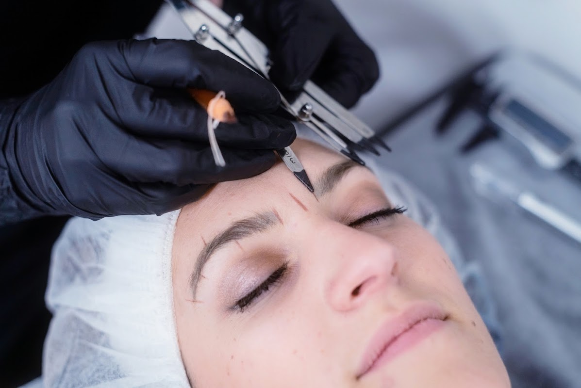 Beauty & Brow Addiction β laser tattoo removal clinic in Millcreek