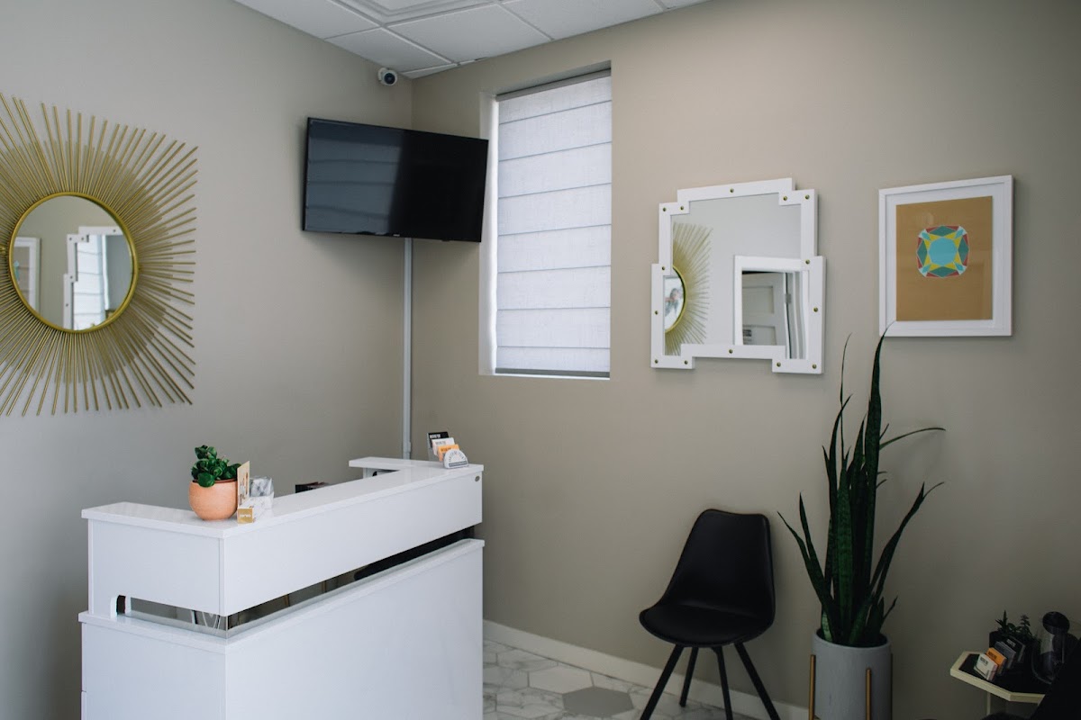 Vanishing Point Laser Tattoo Removal β laser tattoo removal clinic in Maplewood