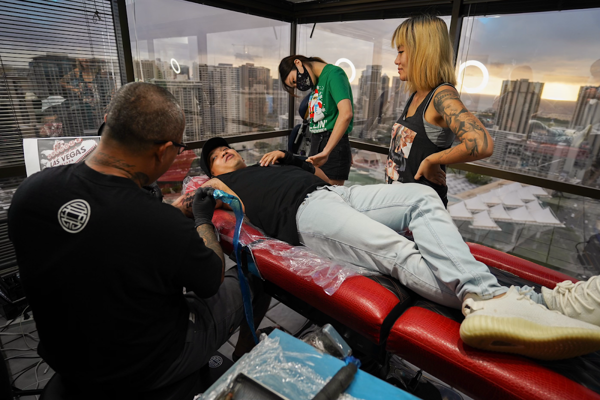 Skin Design Tattoo Hawaii — laser tattoo removal clinic in Honolulu