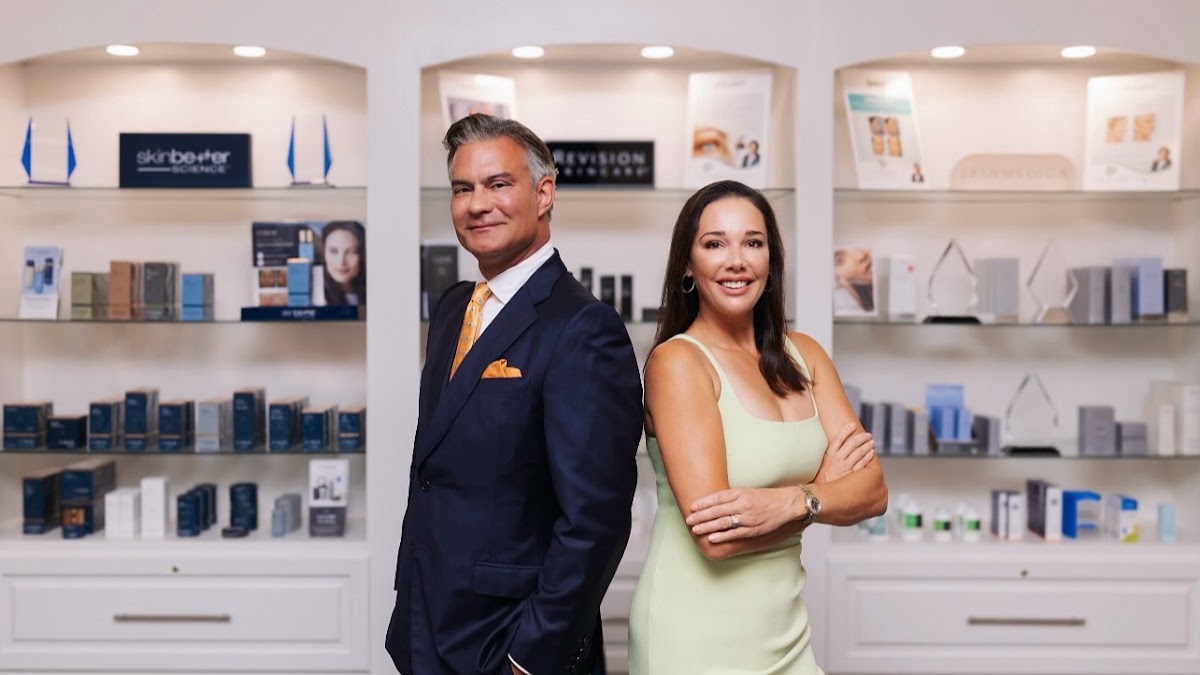 Williamson Cosmetic Center & Perenack Aesthetic Surgery — laser tattoo removal clinic in Baton Rouge
