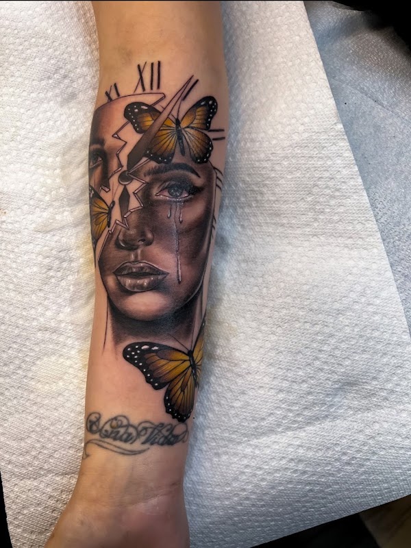 Carmelo's Ink City — laser tattoo removal clinic in Syracuse