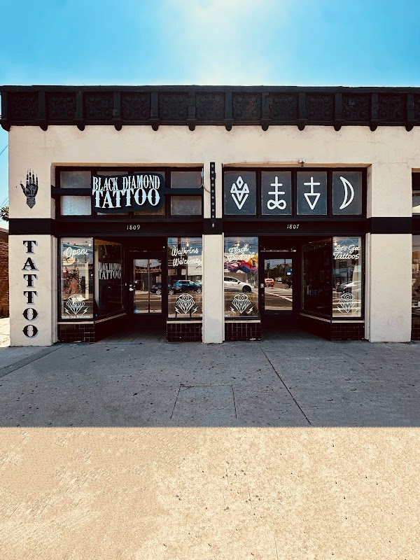 Black Diamond Tattoo — laser tattoo removal clinic in Los Angeles